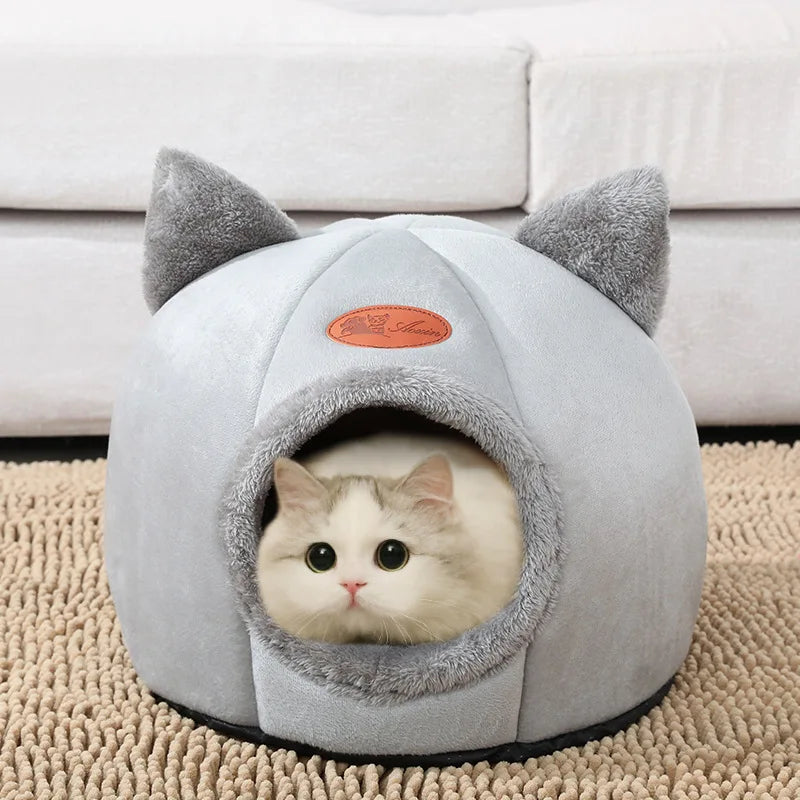 Cozy Winter Deep Sleep Cat & Dog Bed
