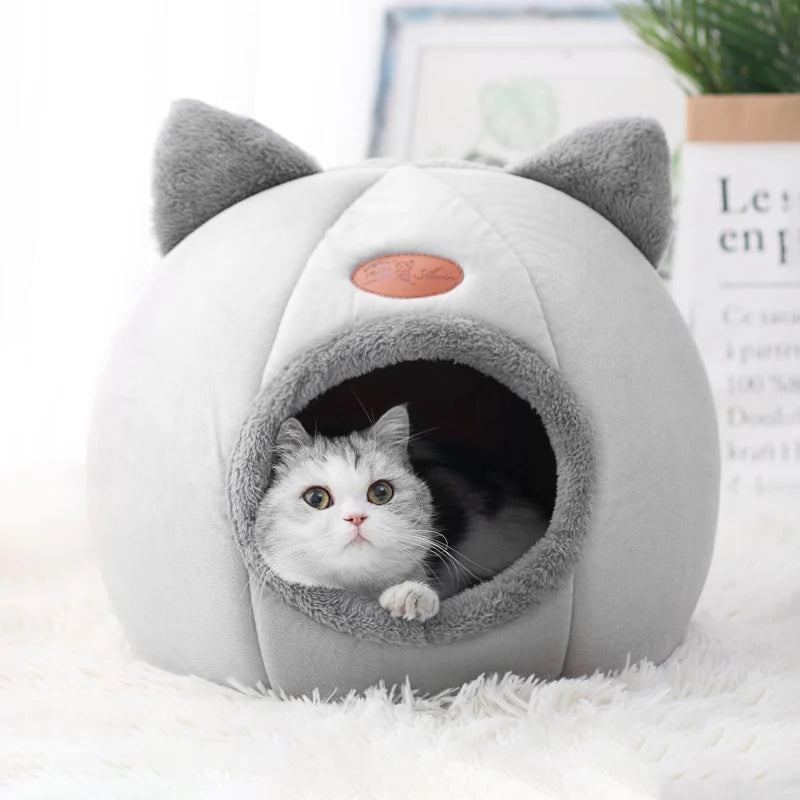 Cozy Winter Deep Sleep Cat & Dog Bed