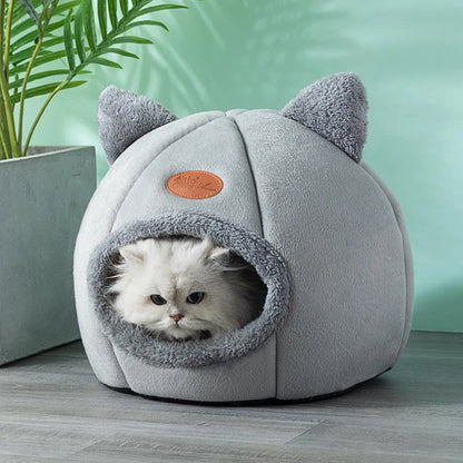 Cozy Winter Deep Sleep Cat & Dog Bed