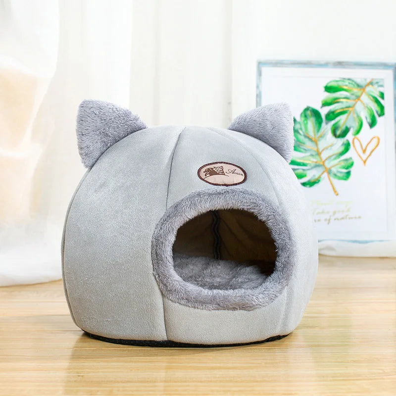 Cozy Winter Deep Sleep Cat & Dog Bed
