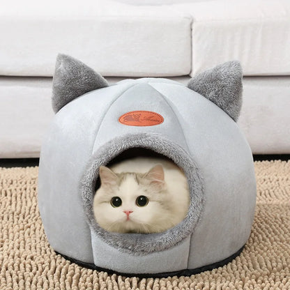 Cozy Winter Deep Sleep Cat & Dog Bed