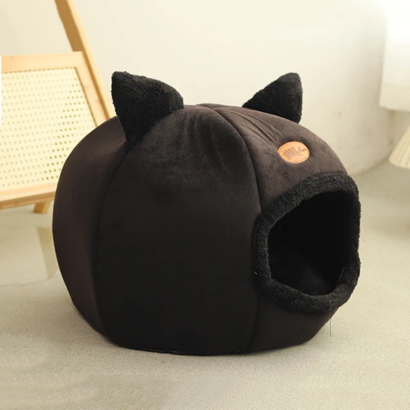 Cozy Winter Deep Sleep Cat & Dog Bed